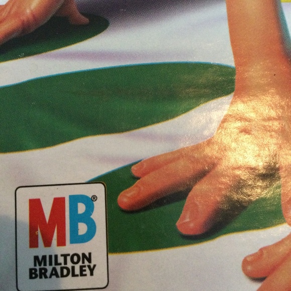 Twister - Picture 5 of 6